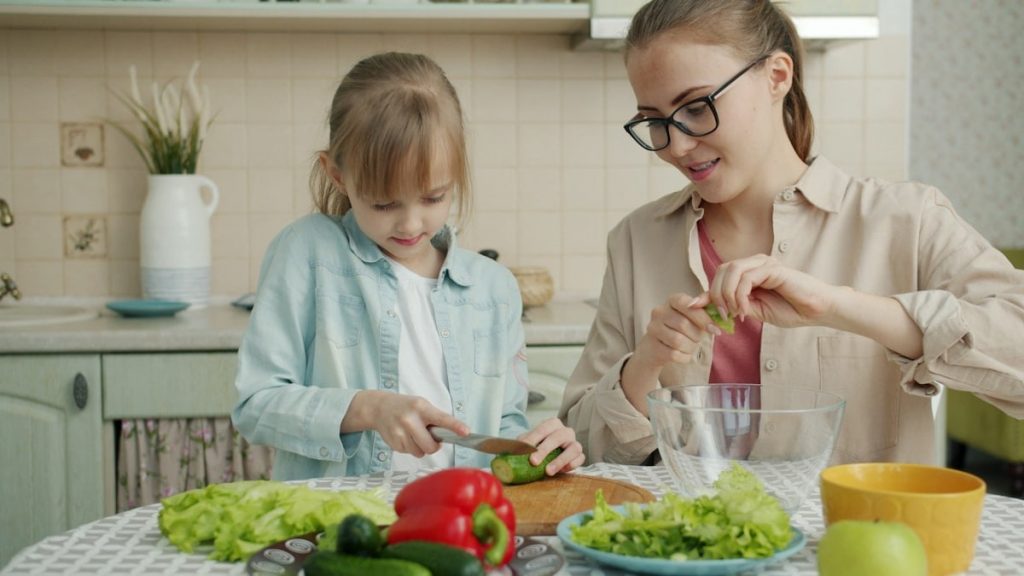 Jak wprowadzić zdrowe nawyki żywieniowe w codziennym życiu